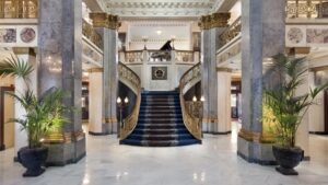 The Seelbach Hilton, Louisville grand staurcase one of the best luxury hotels in Kentucky